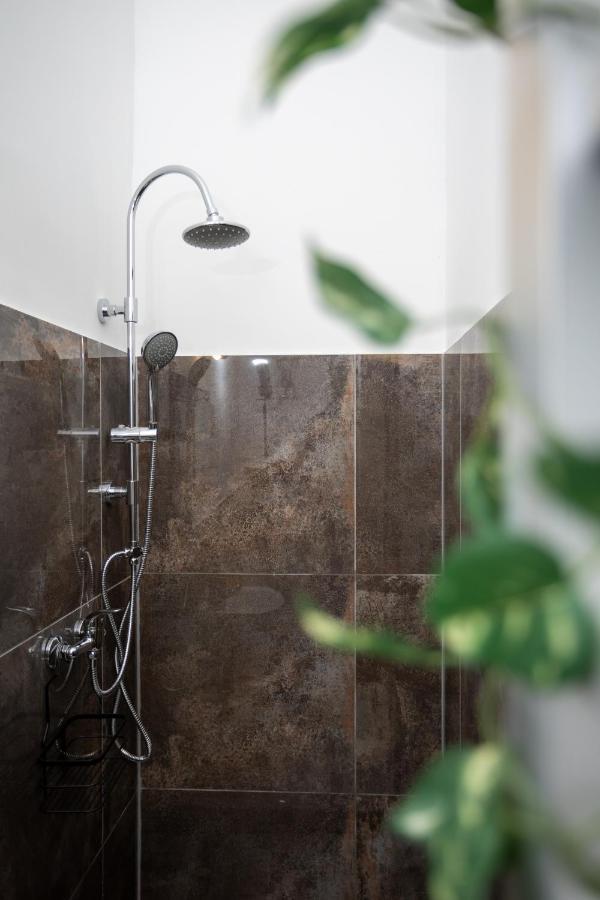Green Goblin Apartment With Free Private Parking Budapest Exterior photo