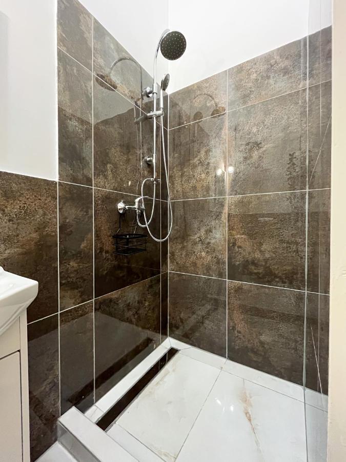 Green Goblin Apartment With Free Private Parking Budapest Exterior photo